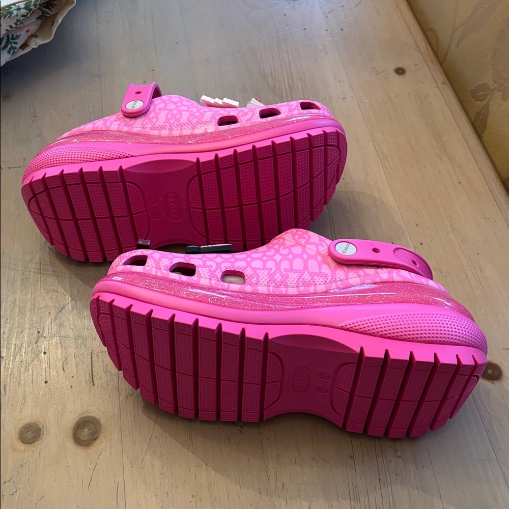 Crocs Barbie Movie Mega Crush - Picture 7 of 15